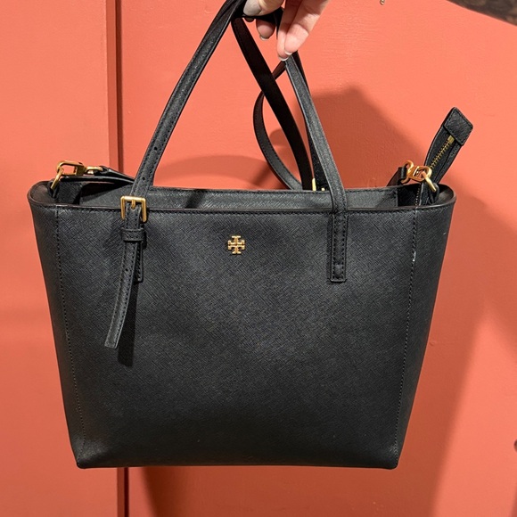 Tory Burch Handbags - Tory Burch Black Saffiano Leather Tote